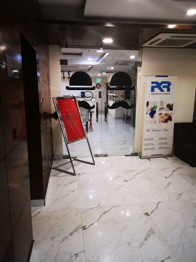 Hotel Pk Residency Noida Zewnętrze zdjęcie